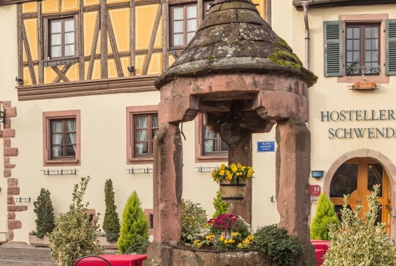 Brunnen
